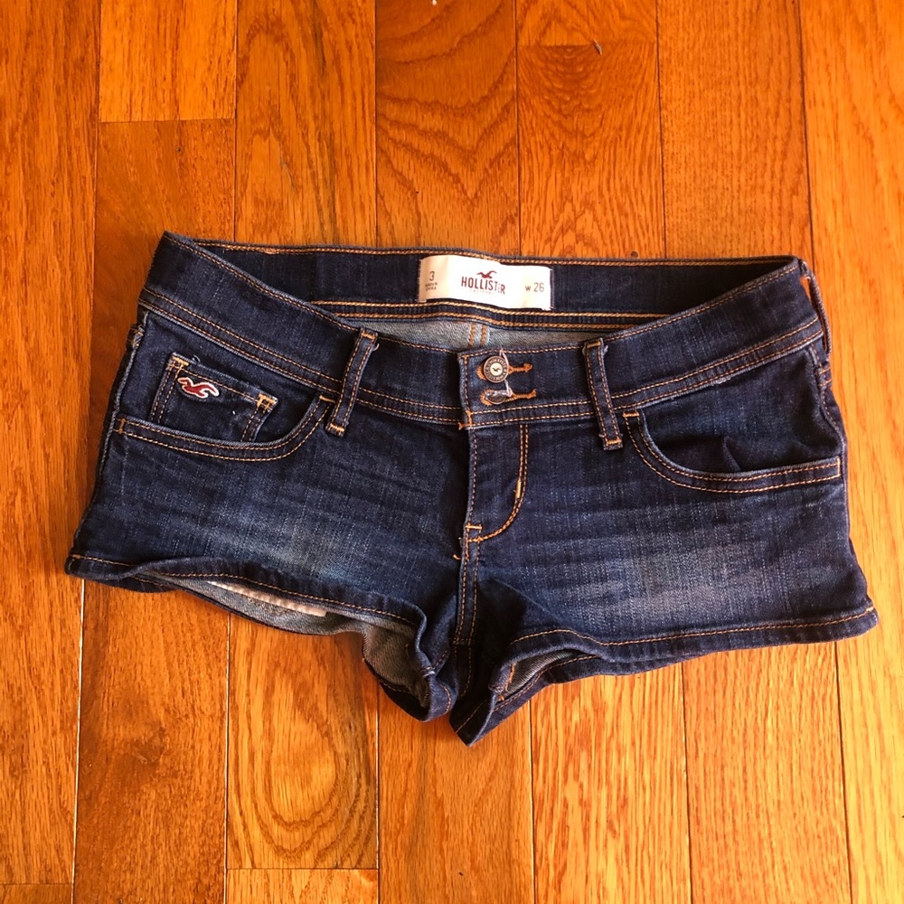 Hollister short